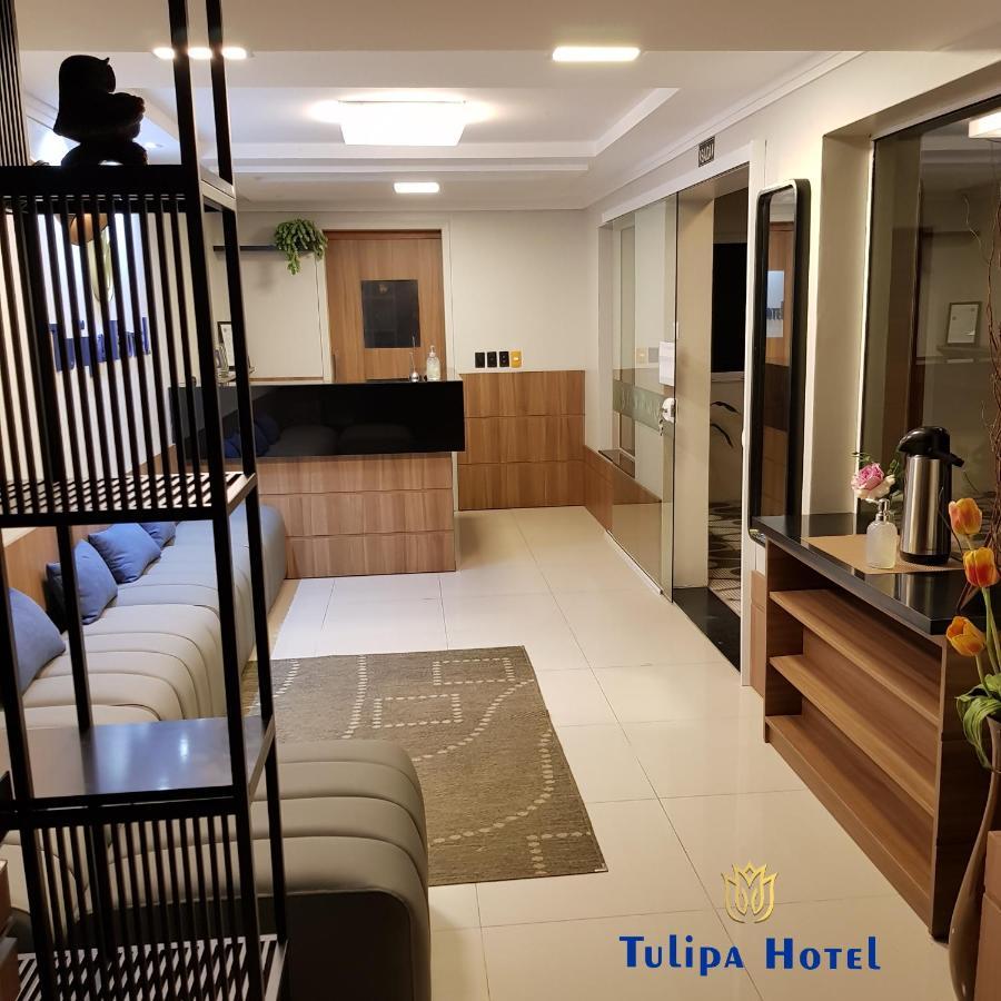Tulipa Hotel Torres Esterno foto